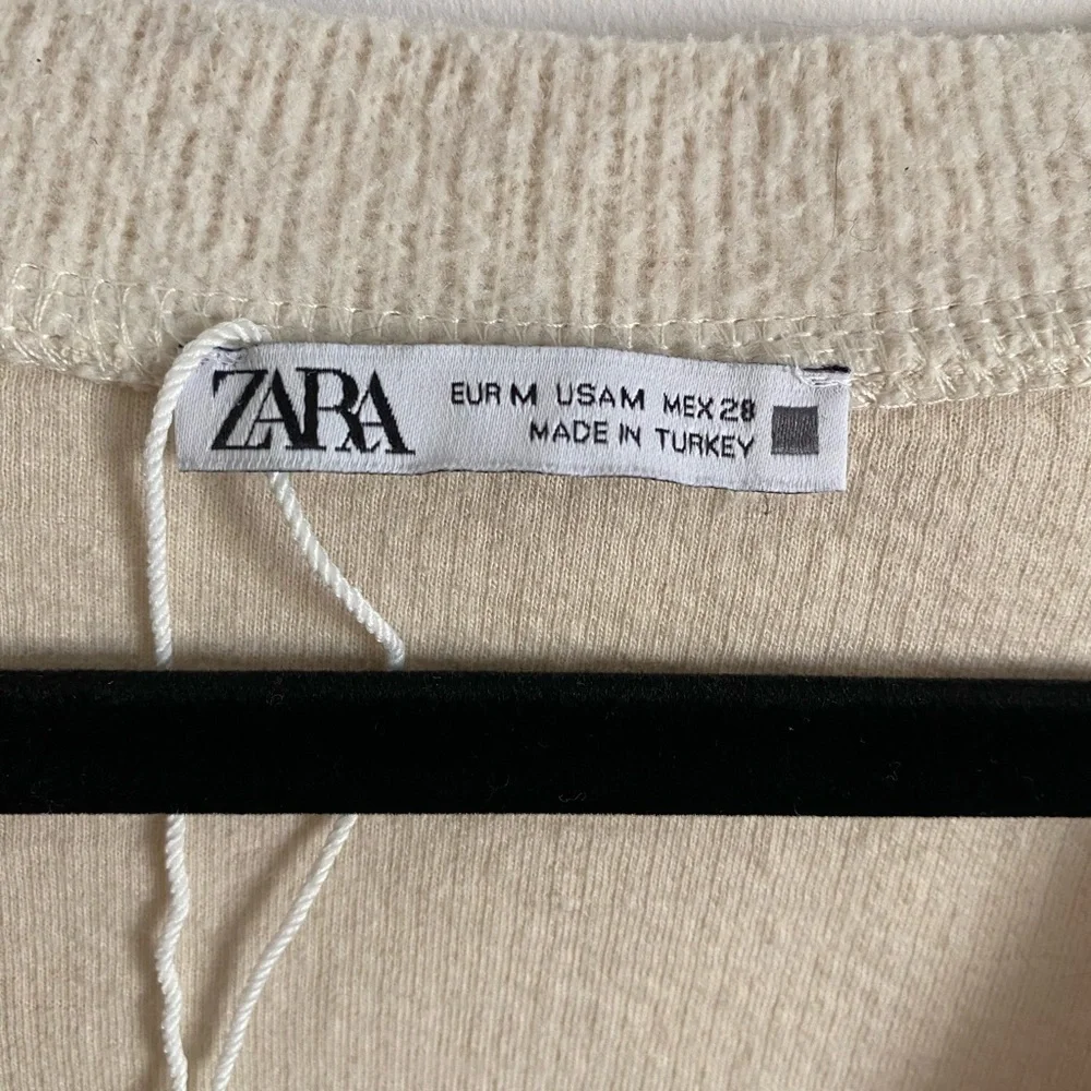 Zara Beige‎ Button-Up Cropped Cardigan Sweater - Picture 3 of 5